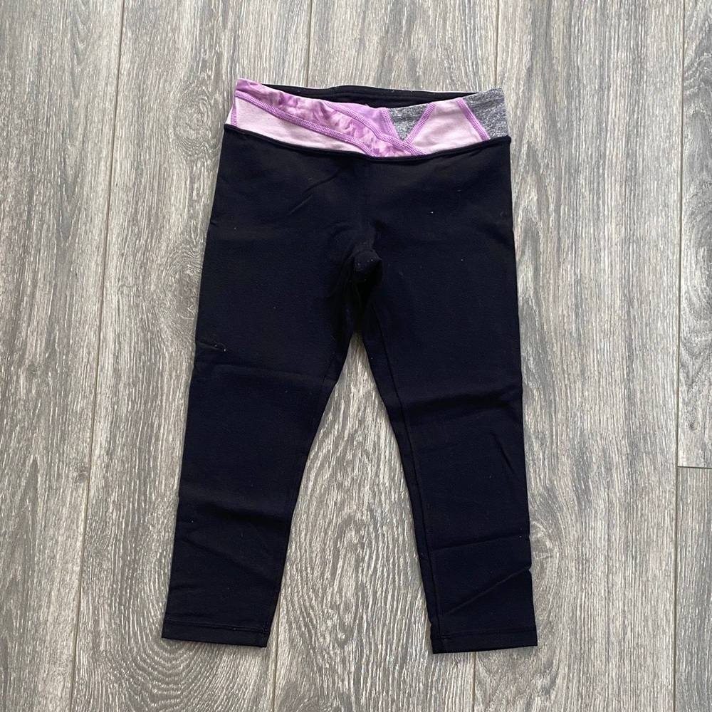 Ivivva by Lululemon - Girls Black Leggings with Purple Waistband
